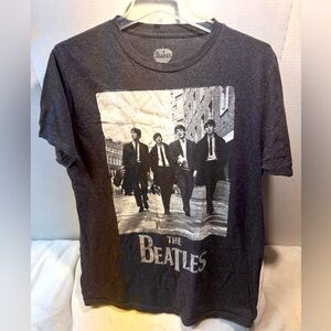 The Beatles Graphic Print Dark Gray T-shirt 2013 Adult size Large Apple corps